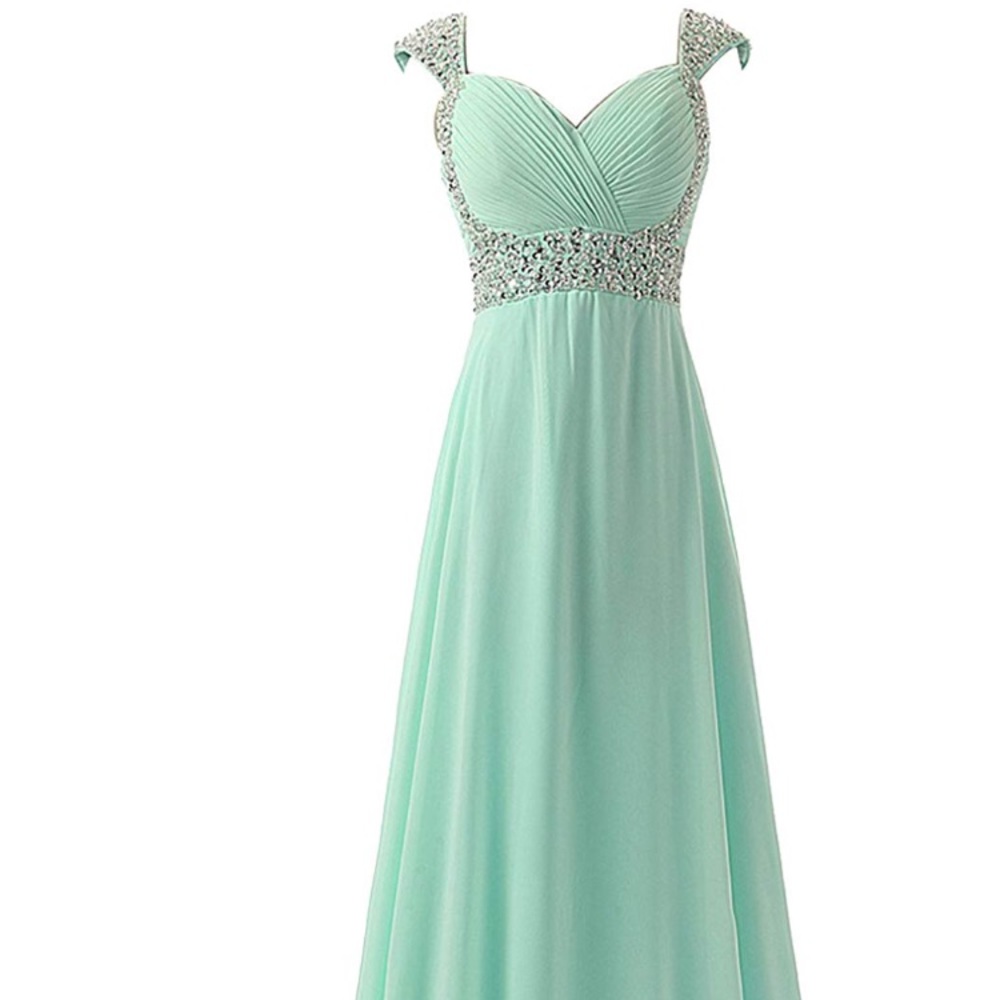 BRAND NEW NEVER WORN mint green evening gown.